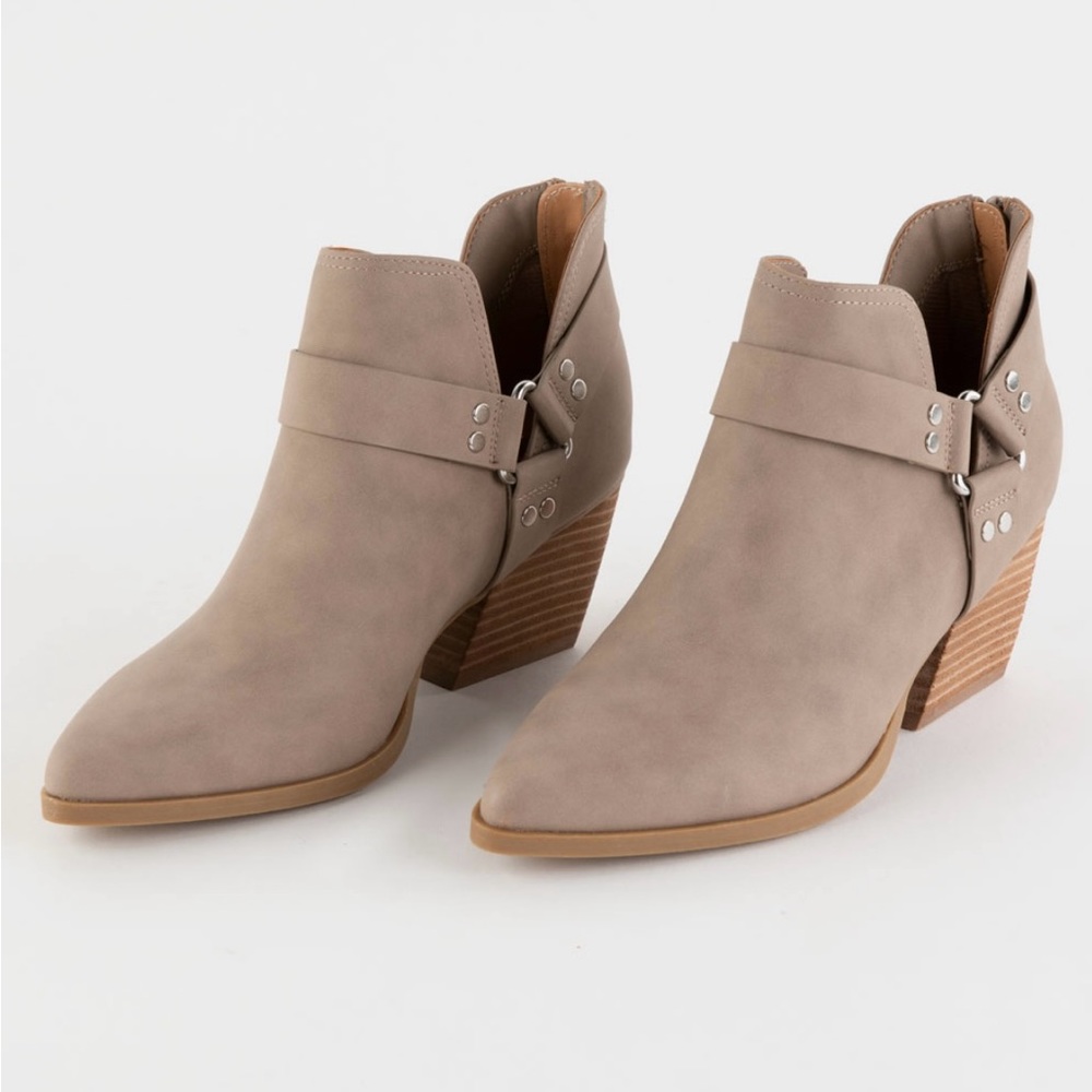 DOLCE VITA Kramer Women’s Short Boots in Taupe NIB